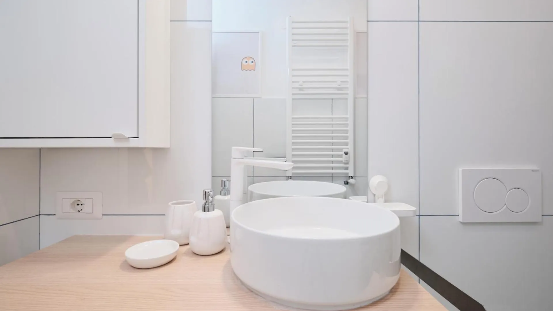 로마 Termini Station 5 Minutes - Free Wi-Fi & Netflix 아파트 0*,